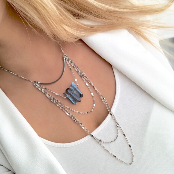 Express silver layered triple stone necklace - Picture 2 of 3